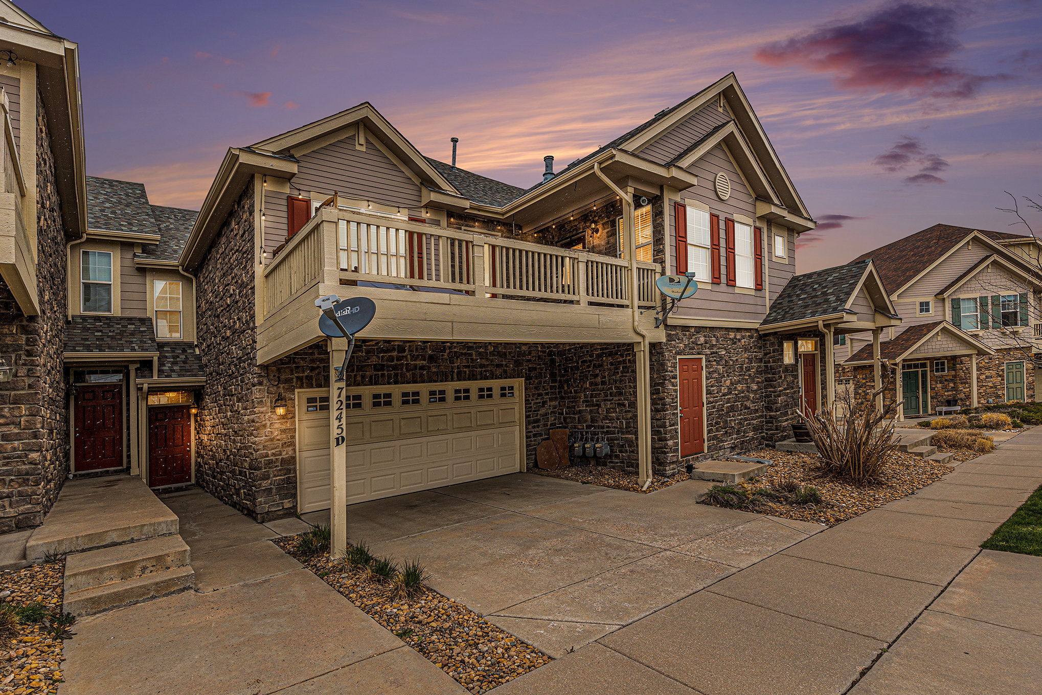 Aurora Townhome: 7245 South Millbrook