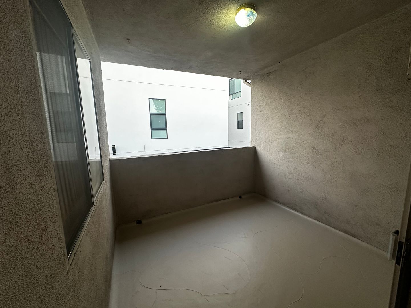 North Hollywood Condo: 5030 Riverton Ave