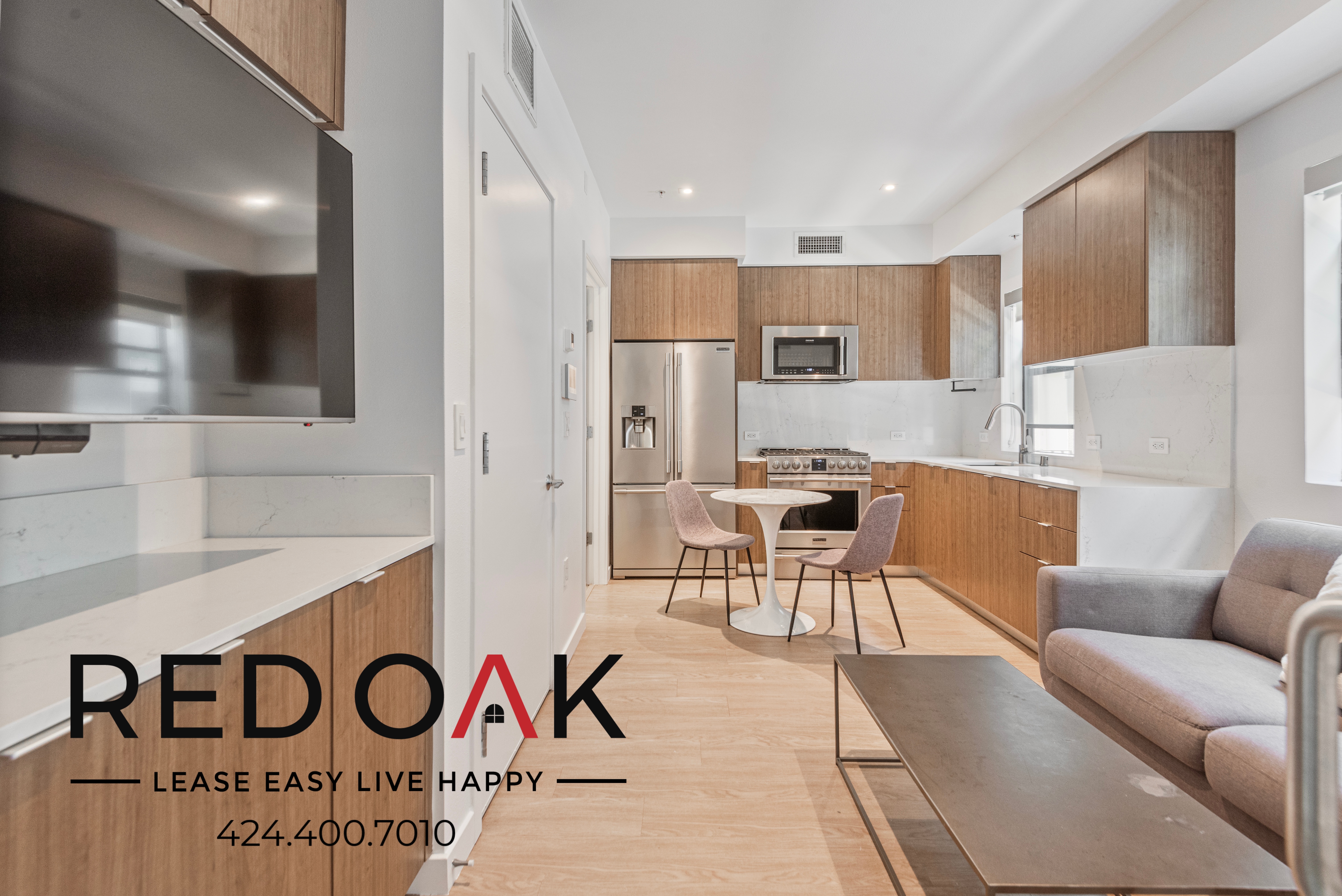 Los Angeles Condo: 11649 Mayfield Ave