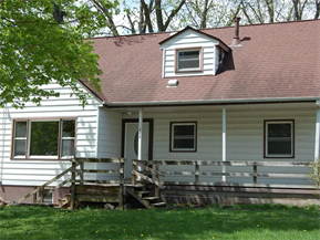 Coralville Condo: 722 13th Ave