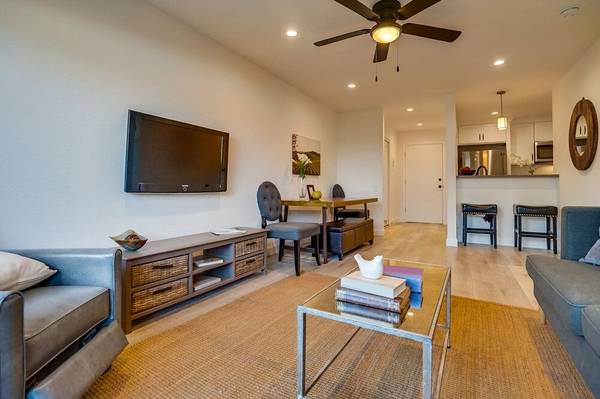 Wilmington Apartment: 1722 N Avalon Blvd