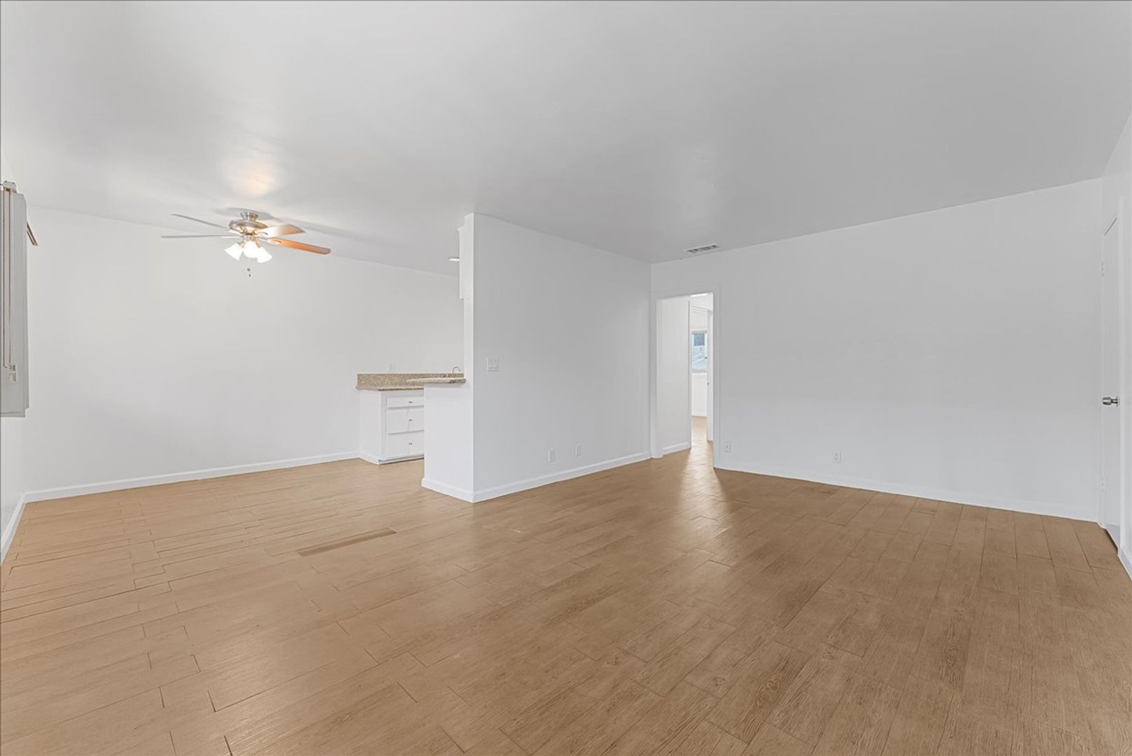 Inglewood Condo: 3116 W 99th St.