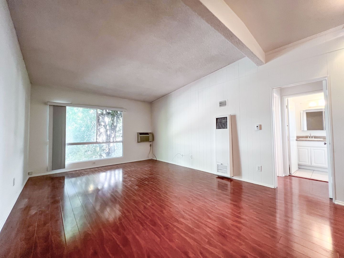 West Hollywood Apartment: 1152-1154 Poinsettia Pl