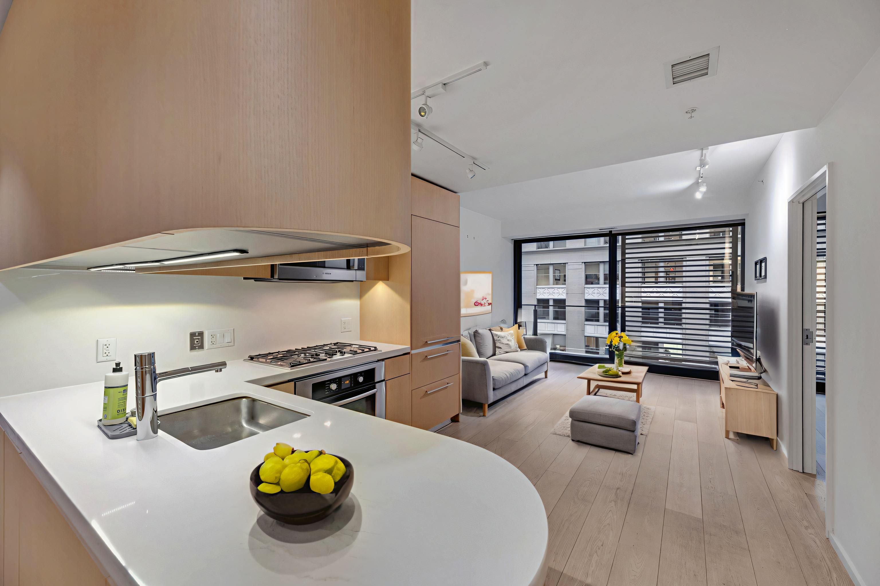 Washington Condo: 925 H St NW