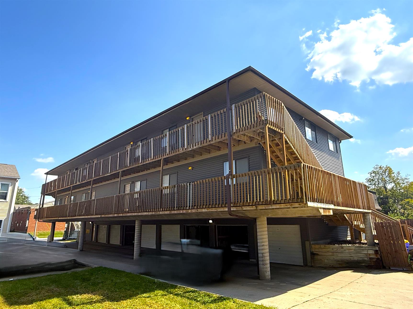 Iowa City Condo: 619 S Johnson