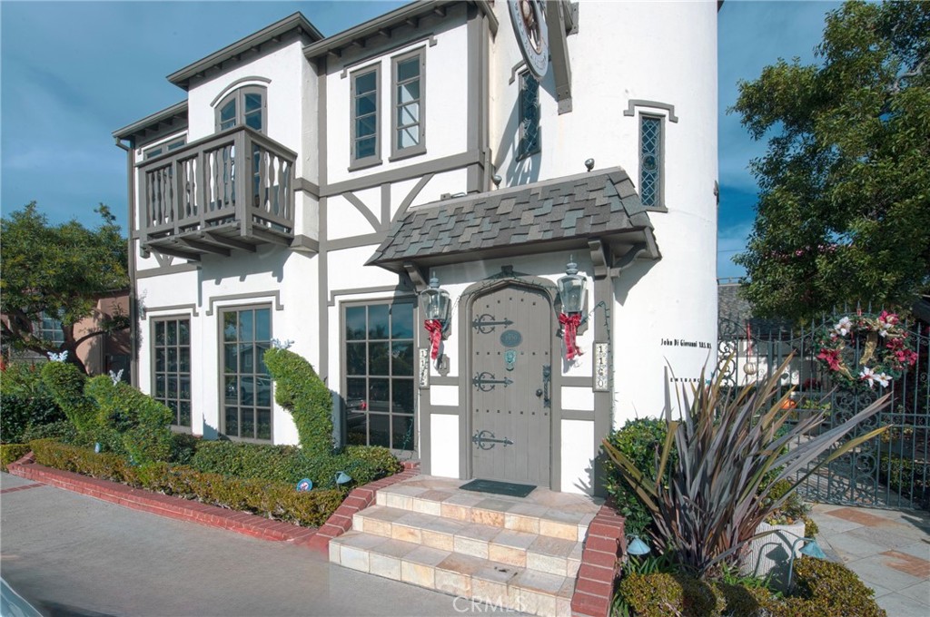 Laguna Beach Condo: 1156 Glenneyre Street