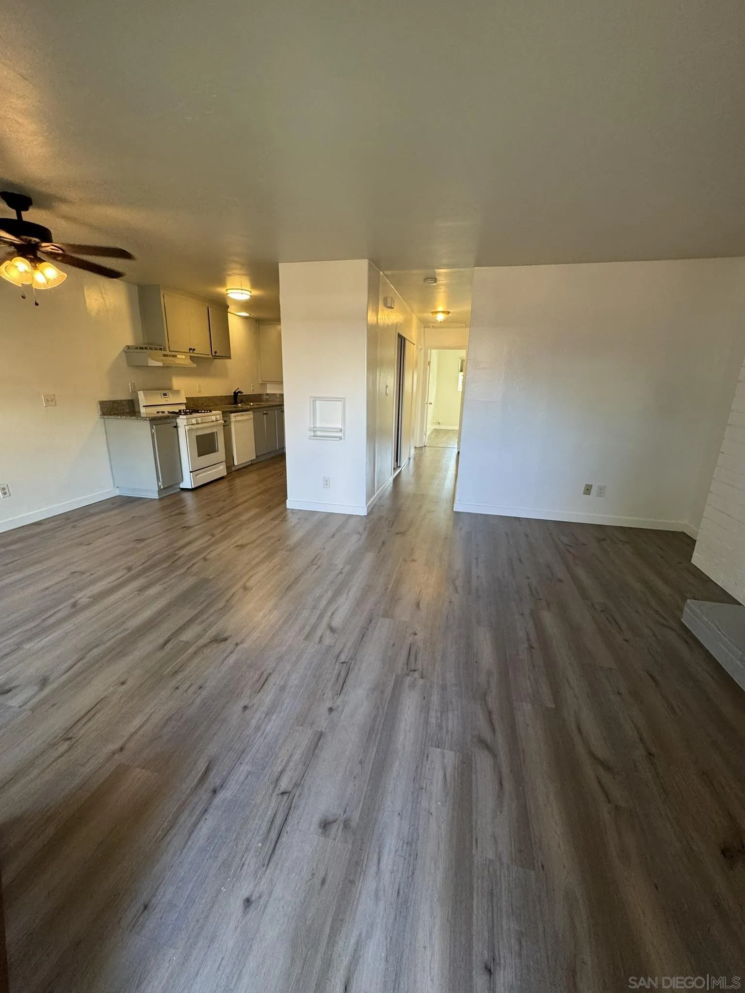 El Cajon Condo: 1320 Heron Avenue
