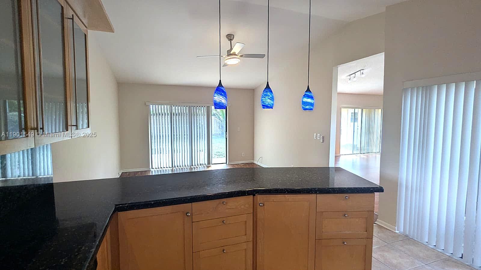 Plantation Condo: 10140 Torchwood Avenue