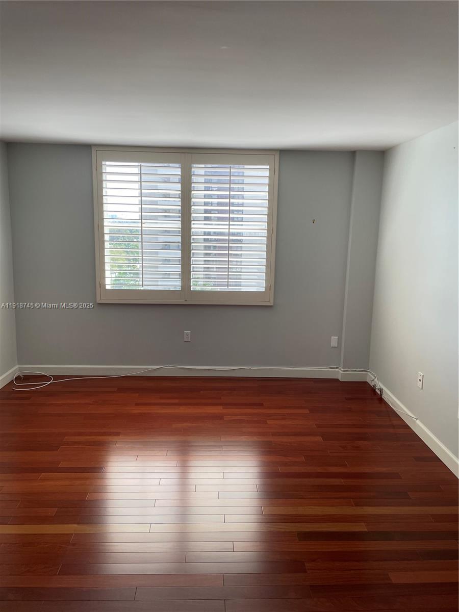 Coral Gables Condo: 625 Biltmore Way