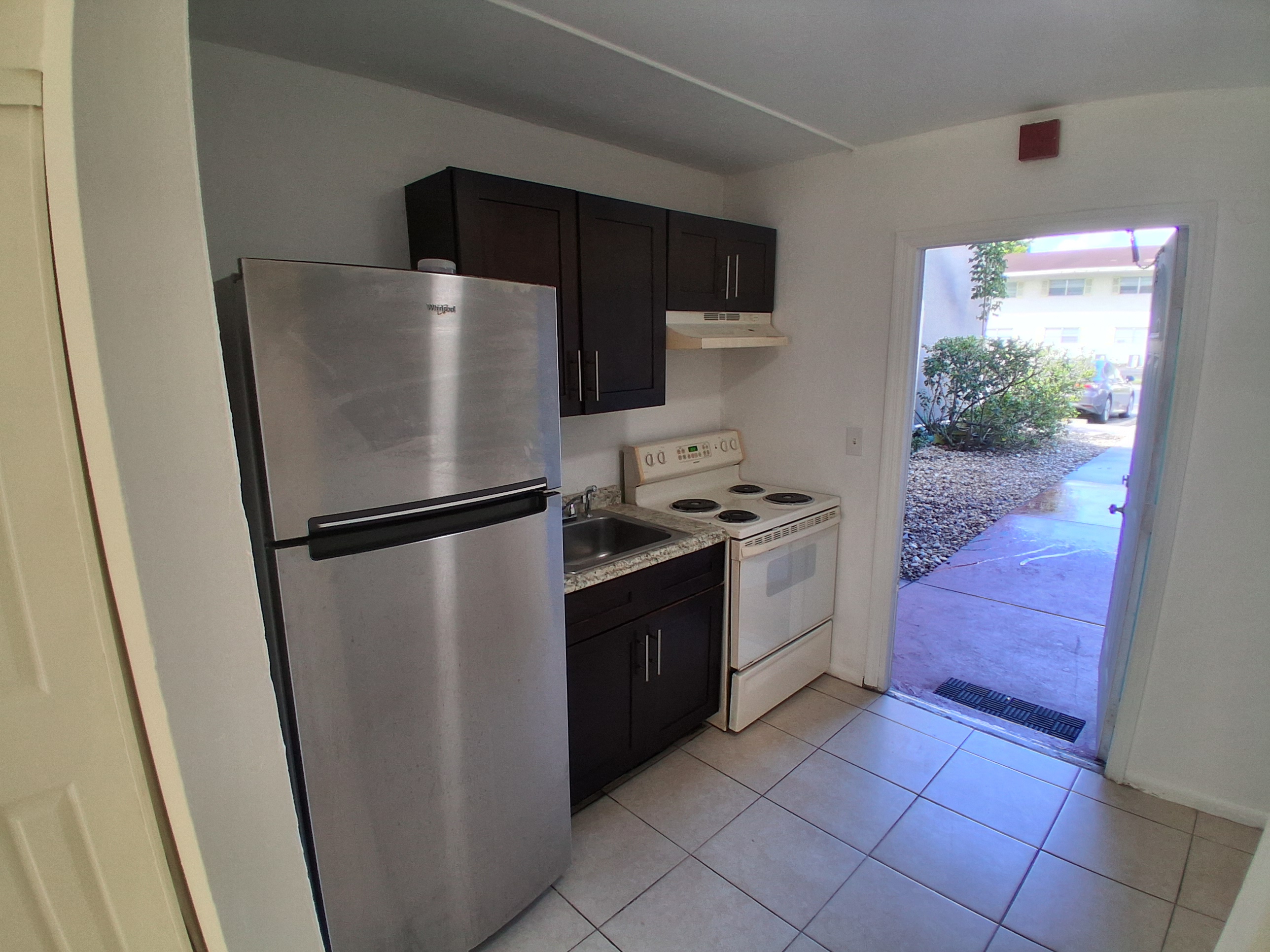 Margate Townhome: 6000 NW 7th St