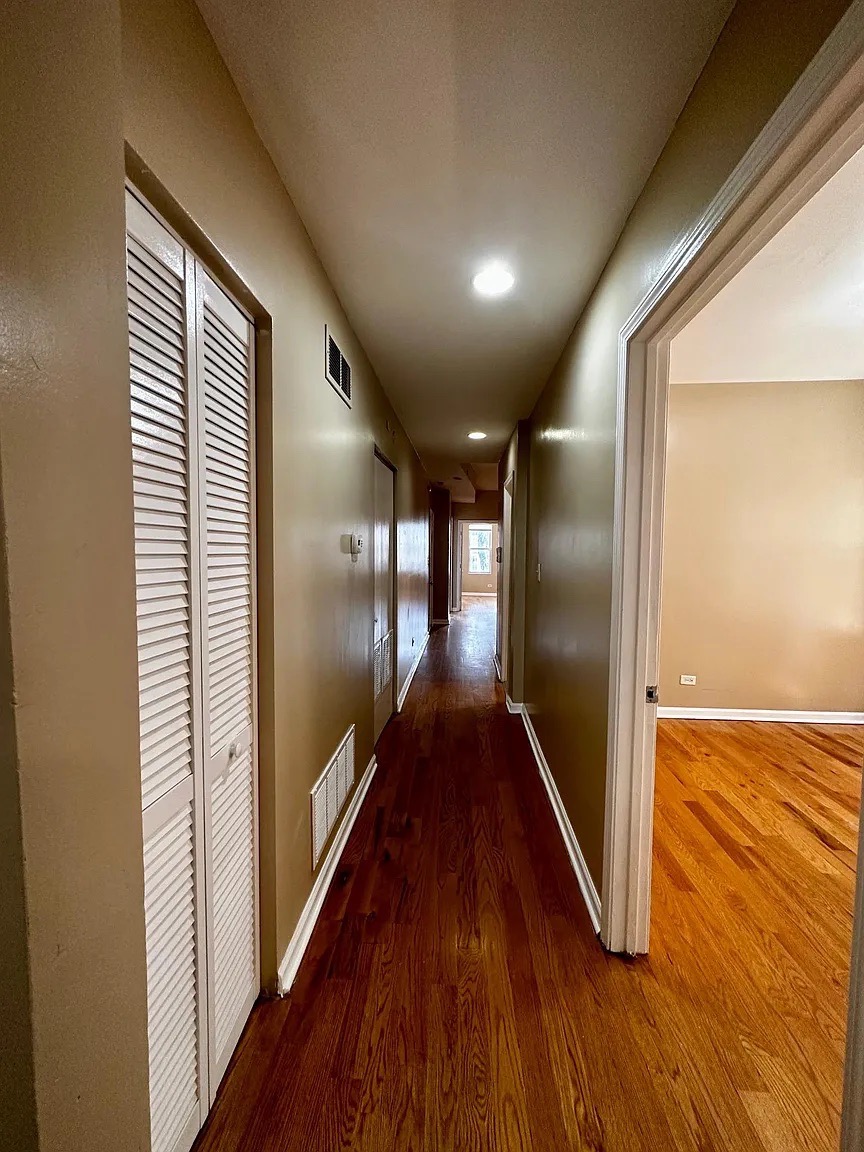 Chicago Condo: 1528 N Avers Ave