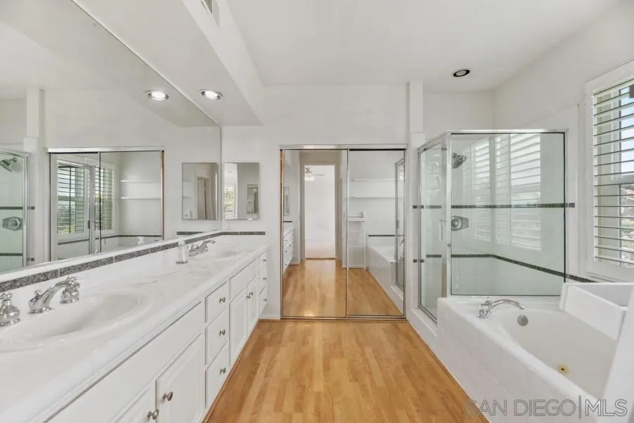 Ramona Condo: 16998 Obsidian Drive