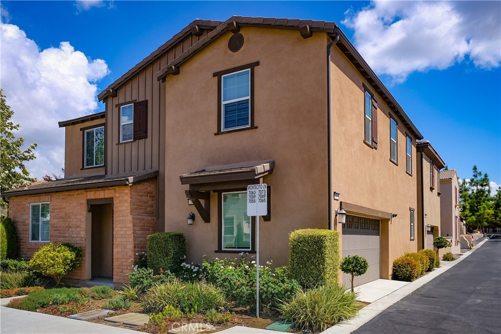 Eastvale Condo: 7055 Montecito Lane
