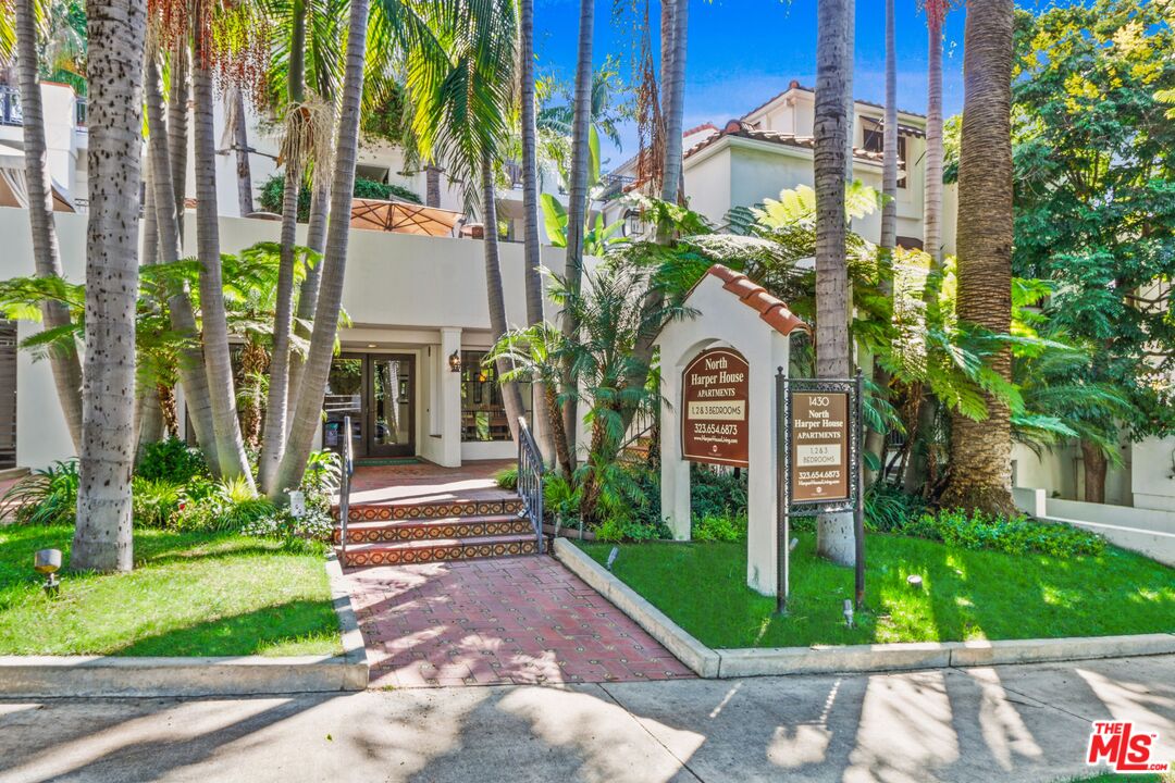 West Hollywood Condo: 1430 North Harper Avenue
