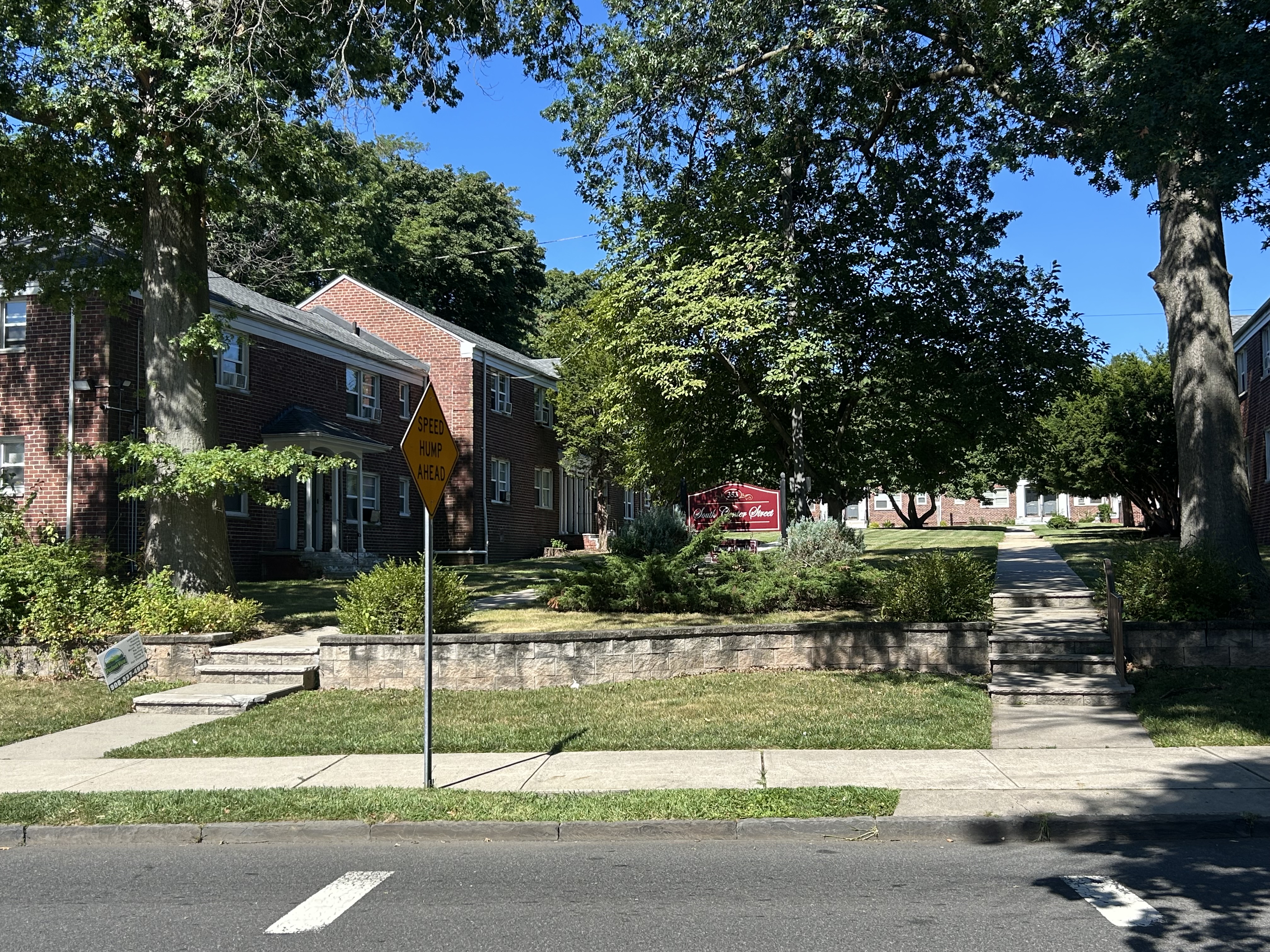 Orange Condo: 353 South Center St