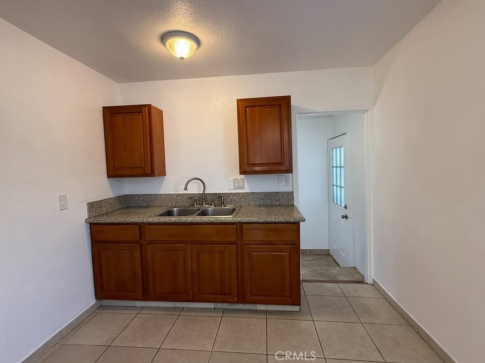 Maywood Condo: 6123 Pala Avenue