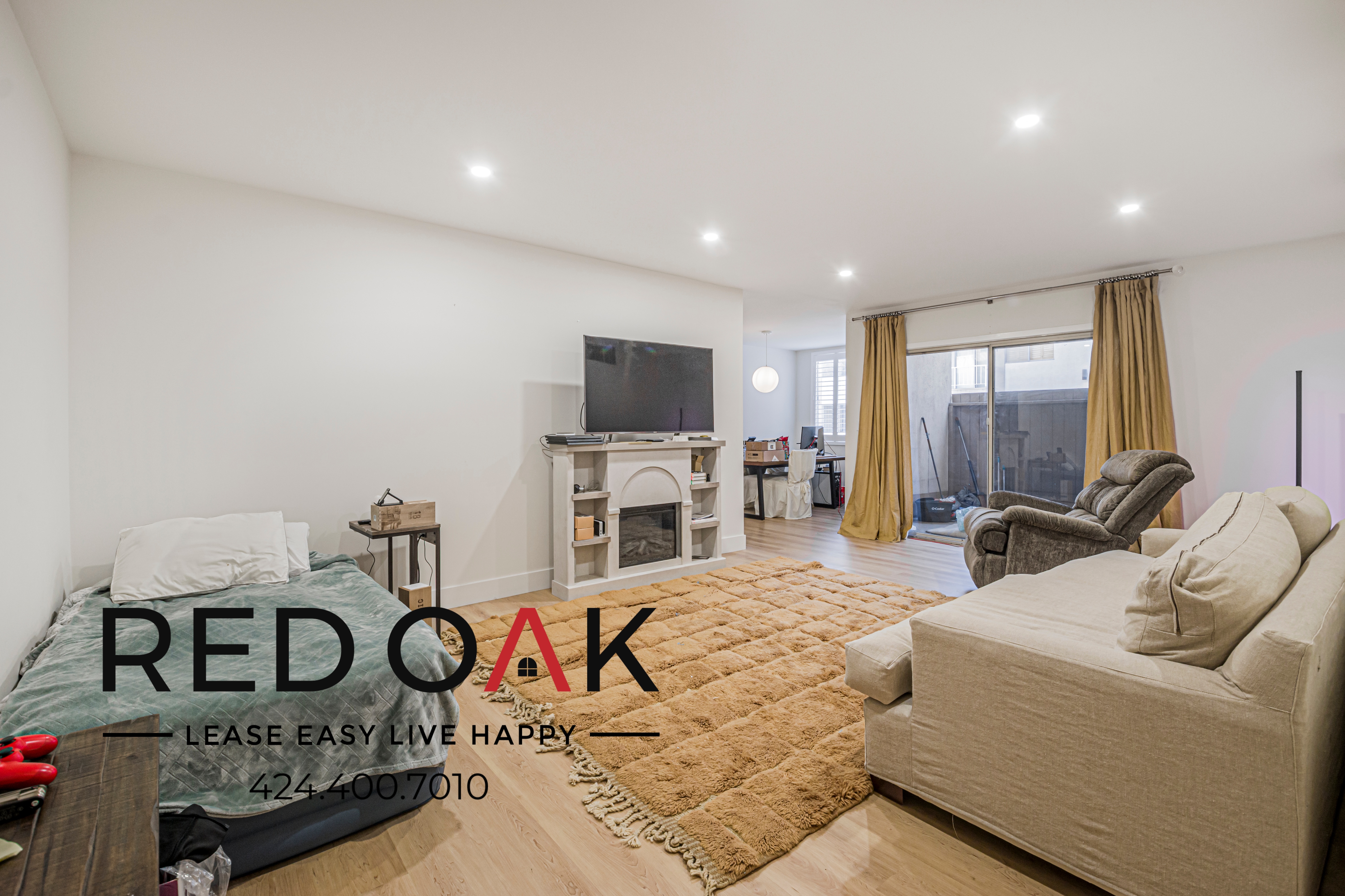 West Hollywood Condo: 927 N. Kings Road