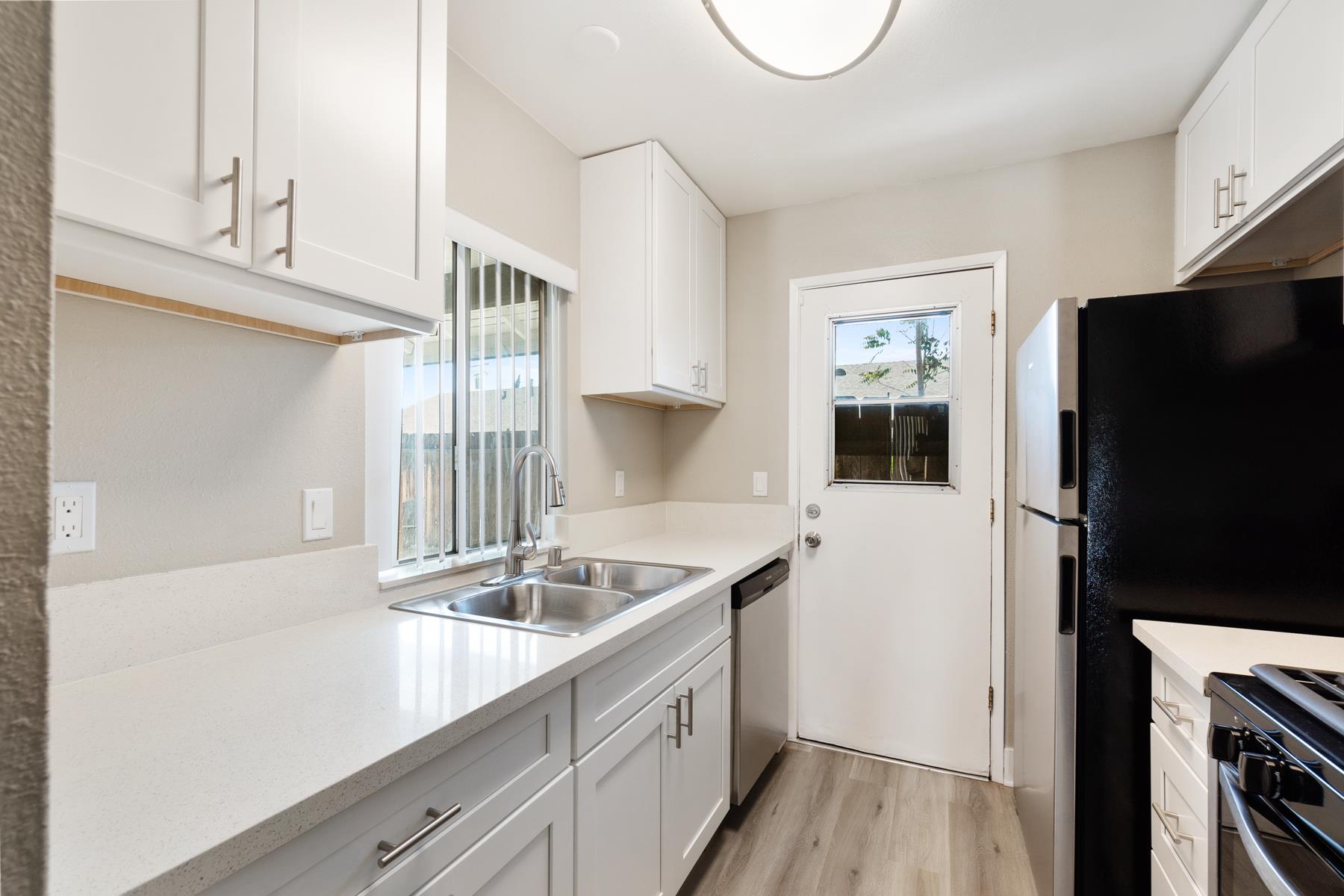 Moreno Valley Apartment: 24196 Myers Ave