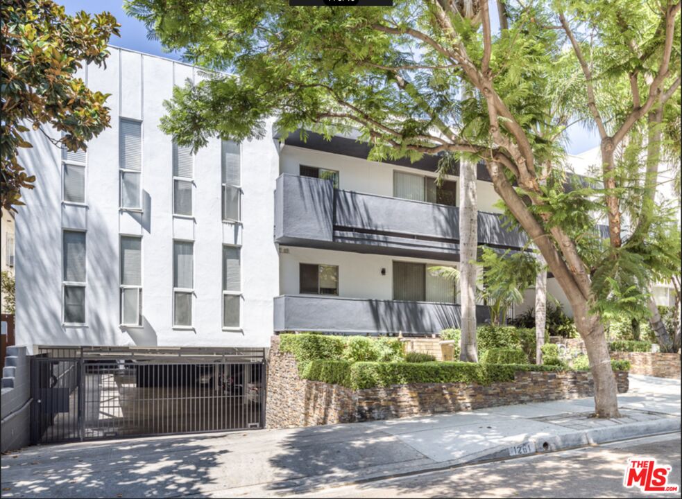 West Hollywood Condo: 1261 North Laurel Avenue