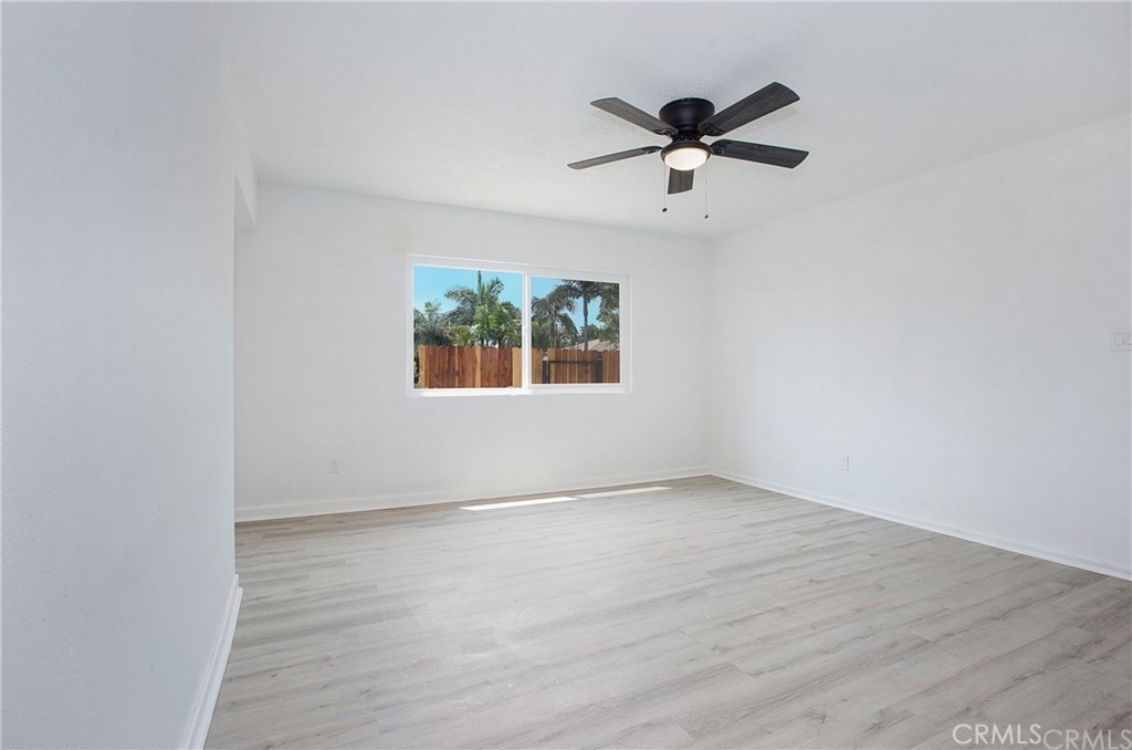 Santa Ana Condo: 1917 West Myrtle Street