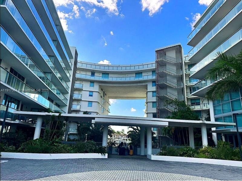 Miami Beach Condo: 6620 Indian Creek Drive