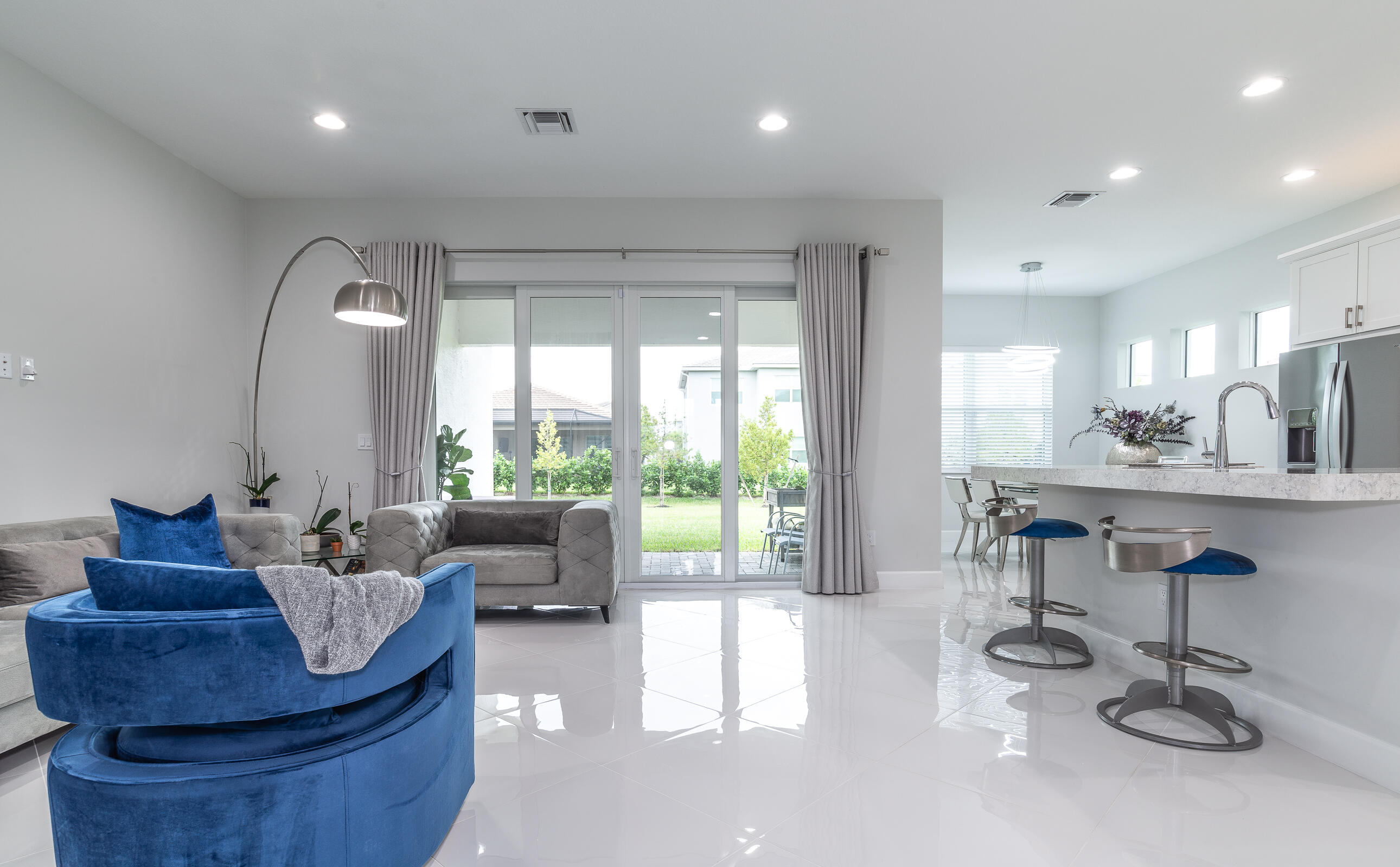 Westlake Condo: 15145 Cameo Court