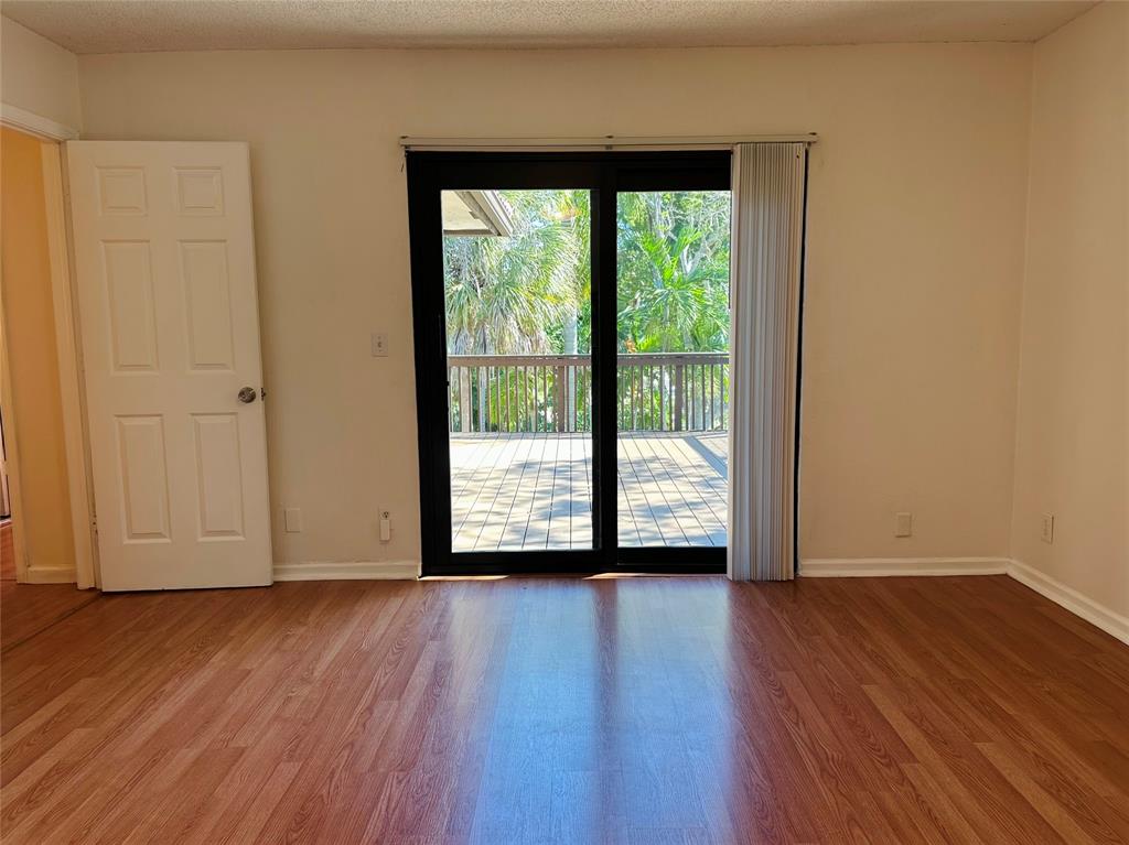 Boca Raton Condo: 444 Pine Circle