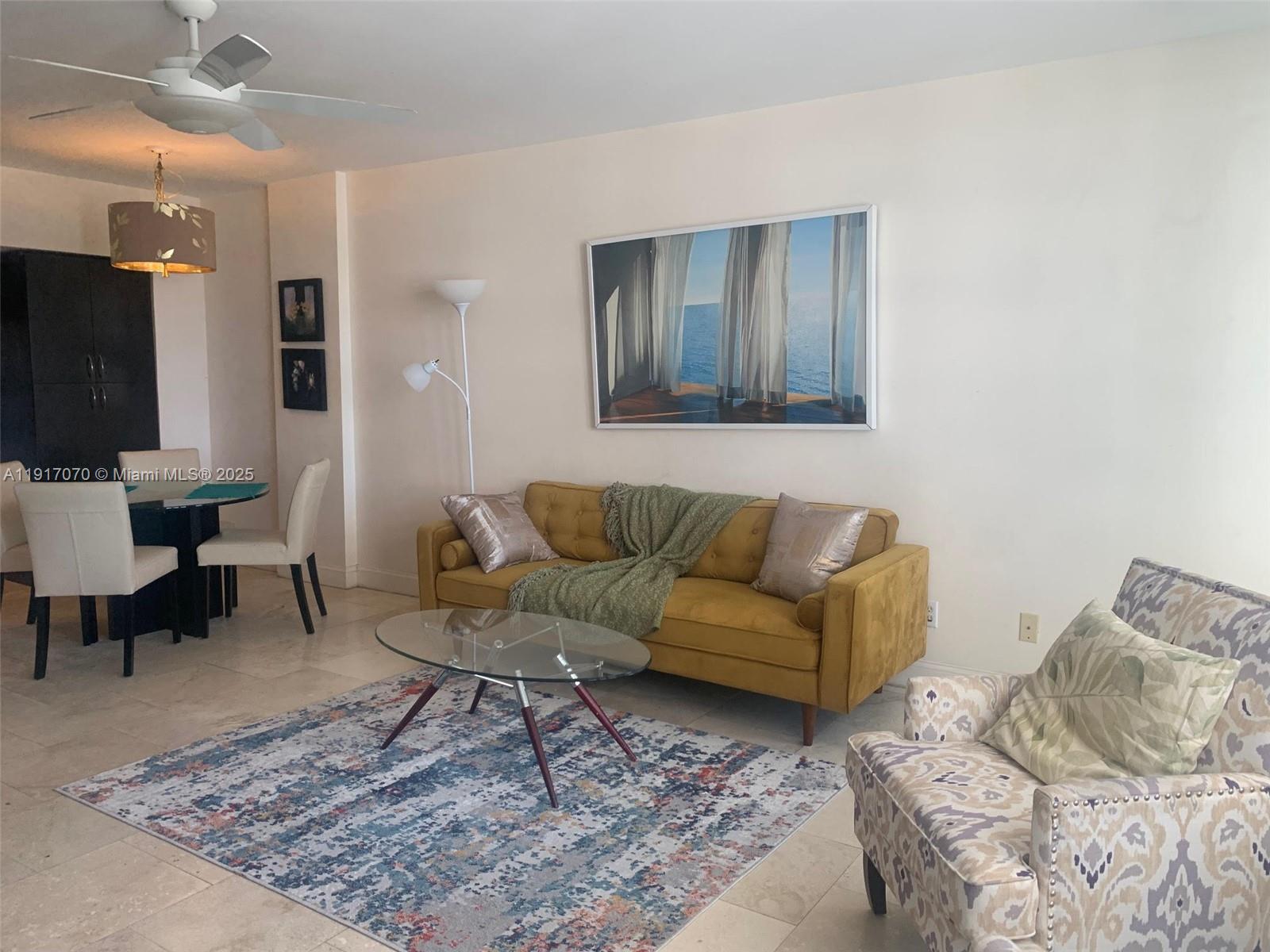 Miami Beach Condo: 100 Lincoln Road