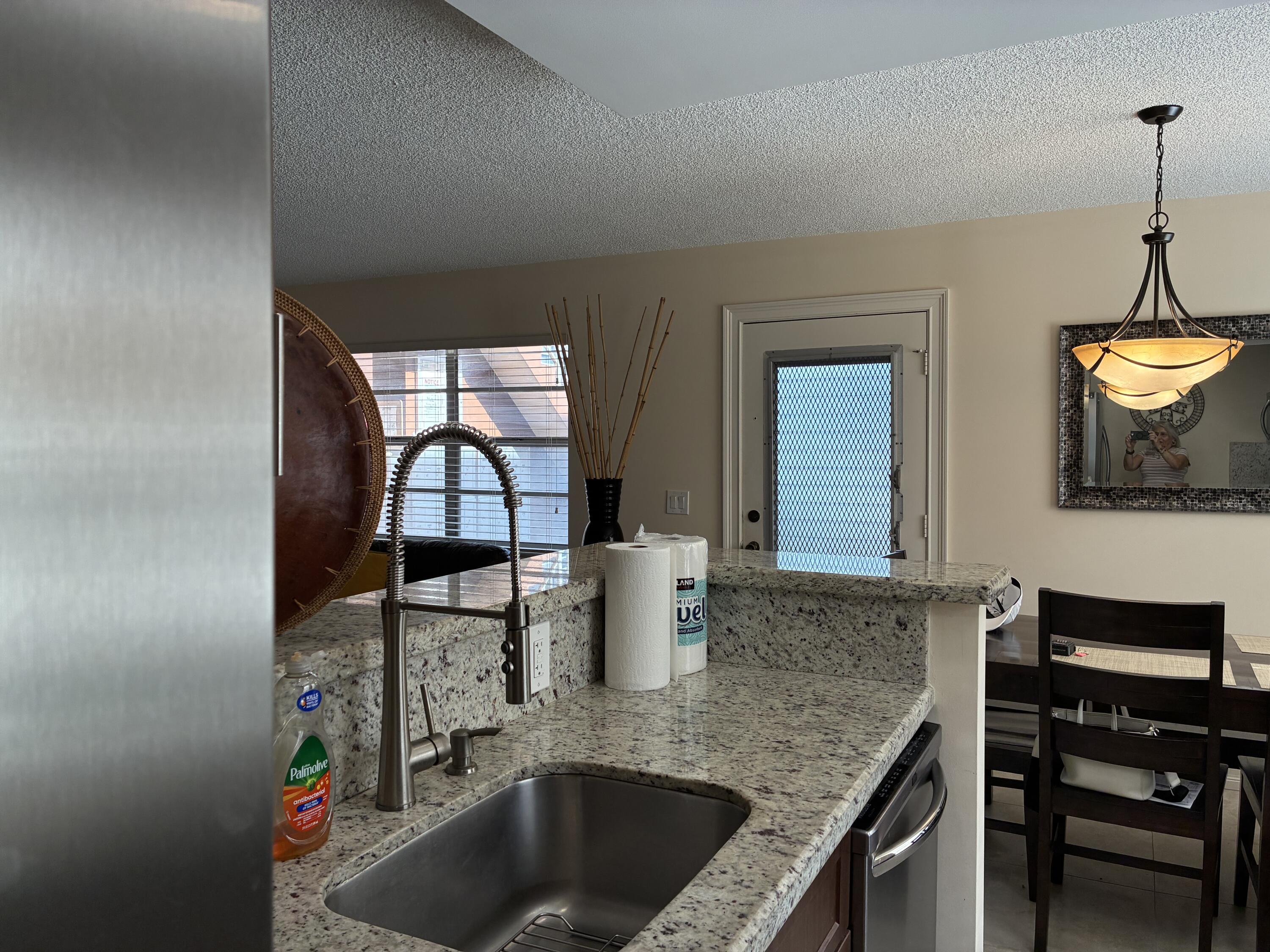 Delray Beach Condo: 489 Burgundy P