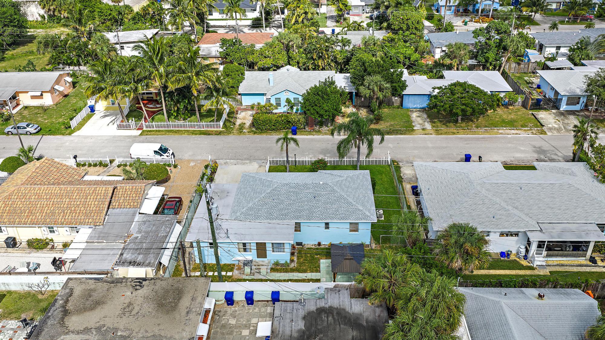 Riviera Beach Condo: 135 East 28th Street