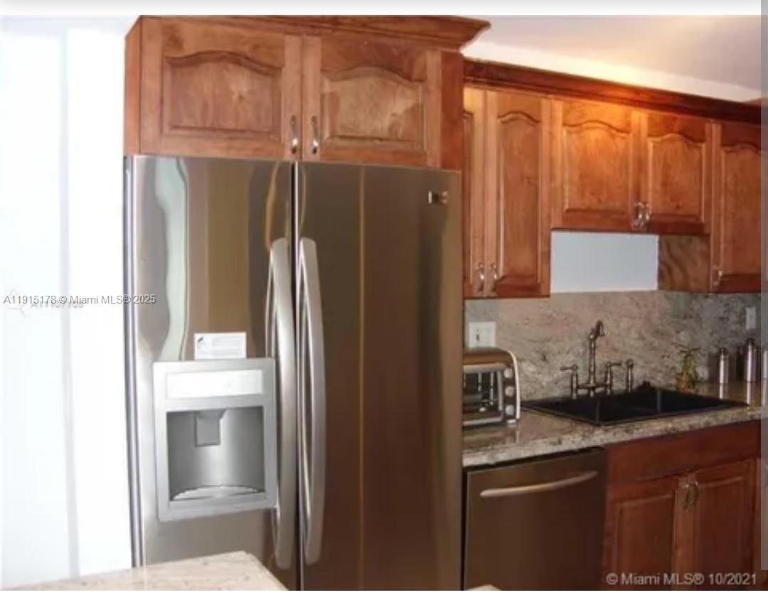 Doral Condo: 9735 Northwest 52nd Street