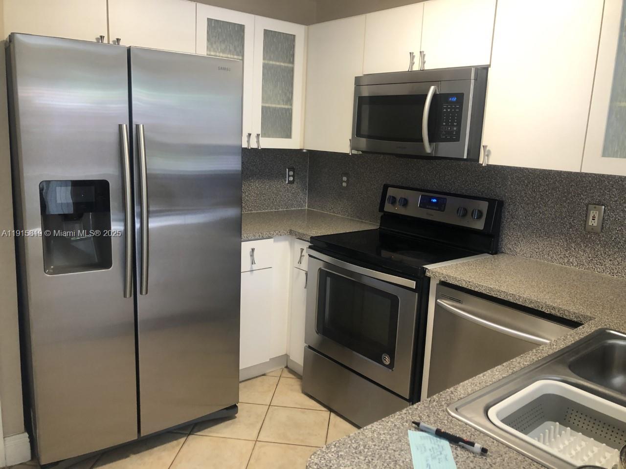 Doral Condo: 6141 Northwest 115th Place