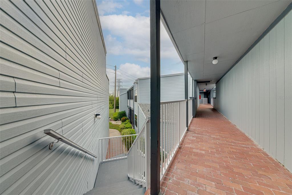 Orlando Condo: 4004 Atrium Drive