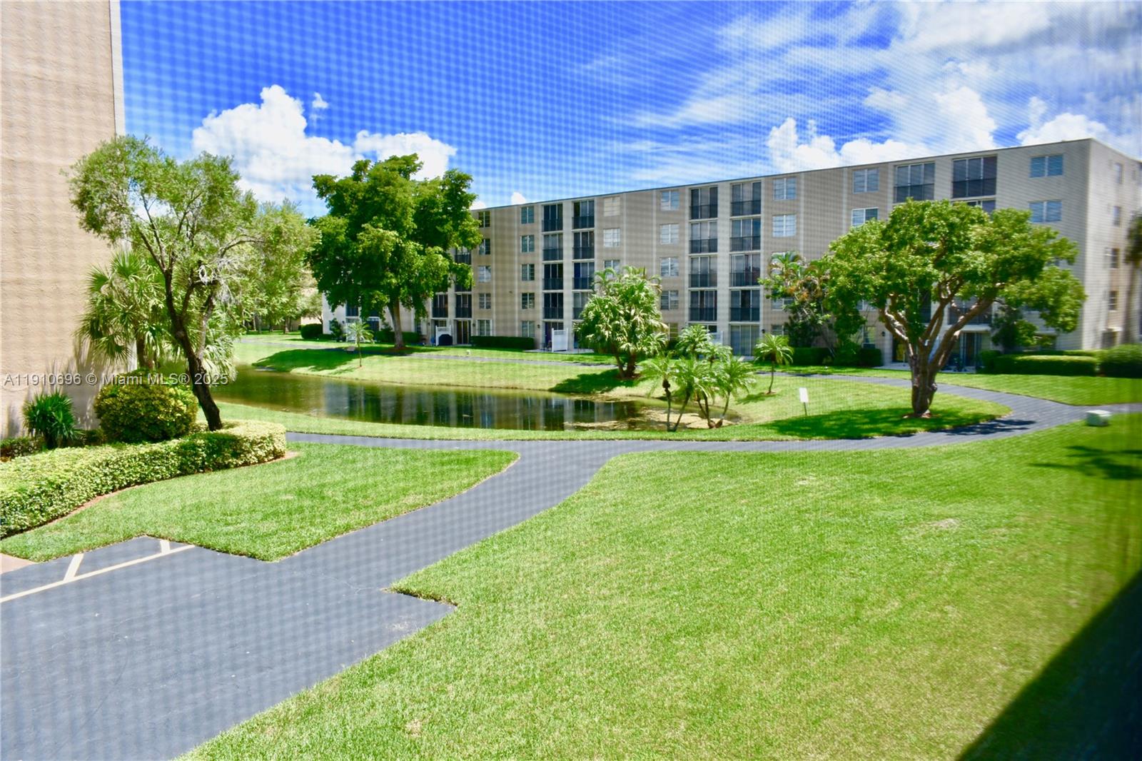 Lauderhill Condo: 7860 Northwest 50th Street