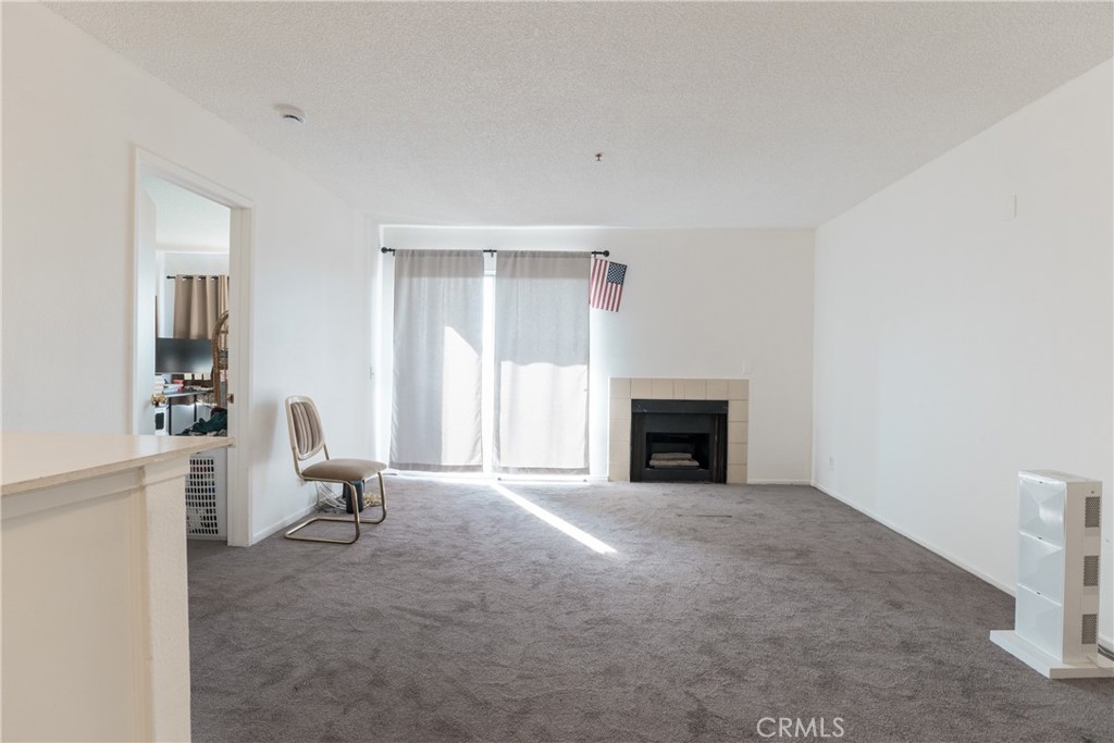 Santa Ana Condo: 450 East 4th Street