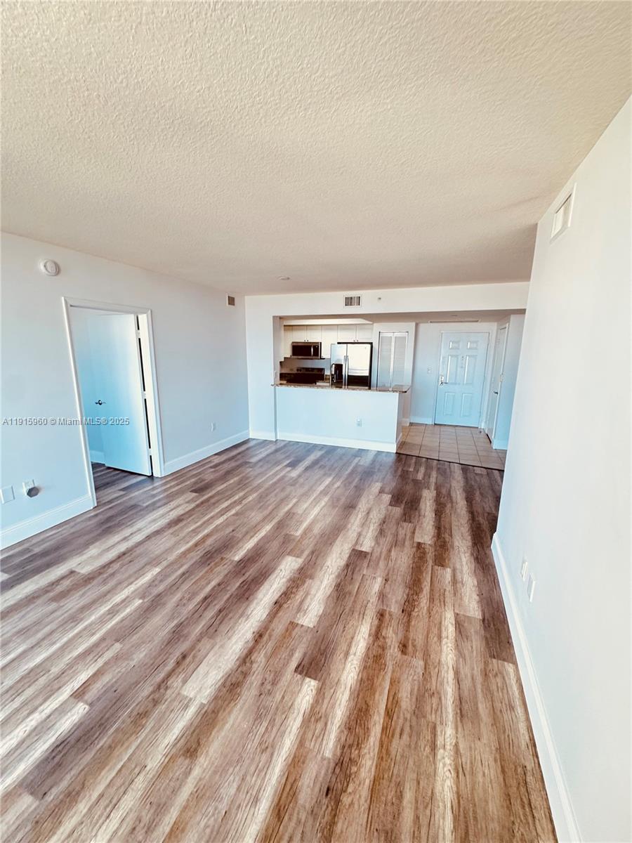 Aventura Condo: 19501 West Country Club Drive