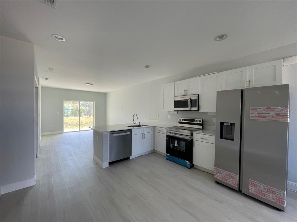 Englewood Condo: 10249 Burlington Avenue