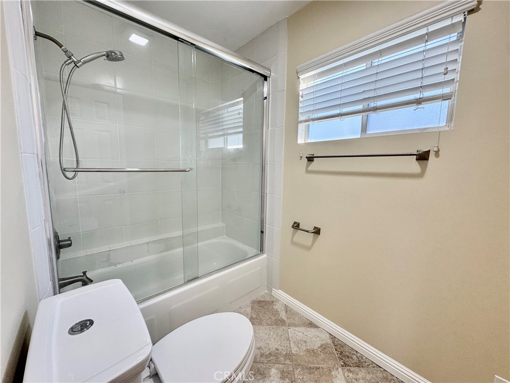 Redondo Beach Condo: 821 Avenue A