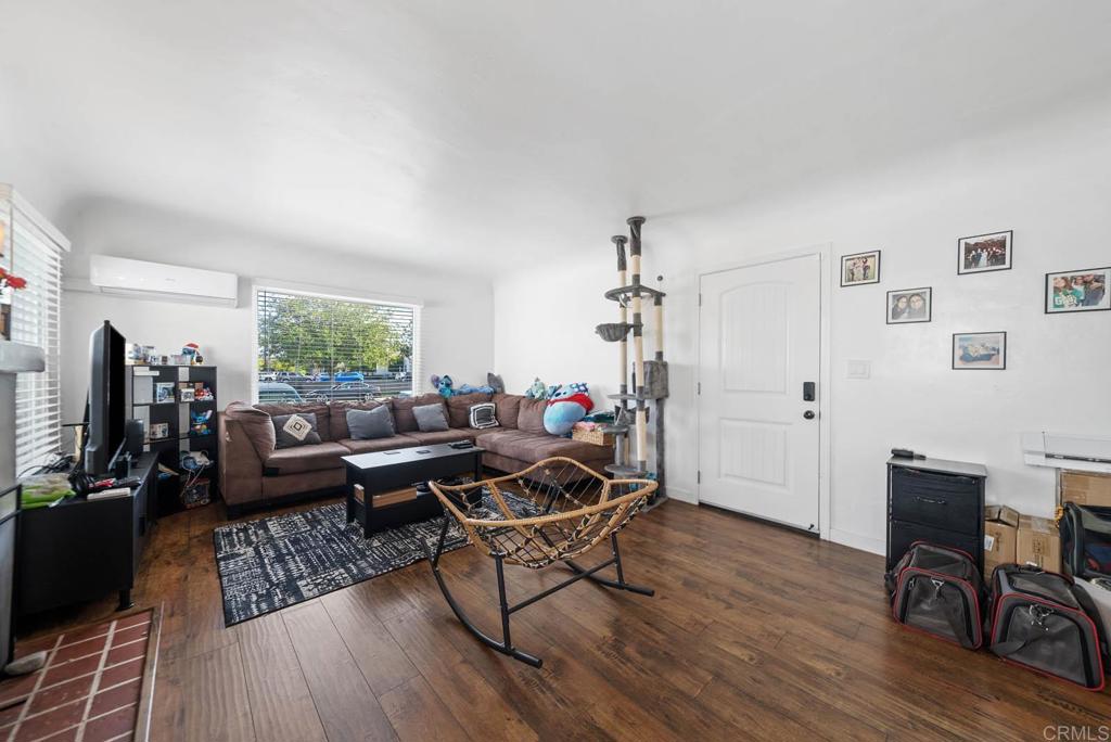 San Diego Condo: 4766 College Avenue
