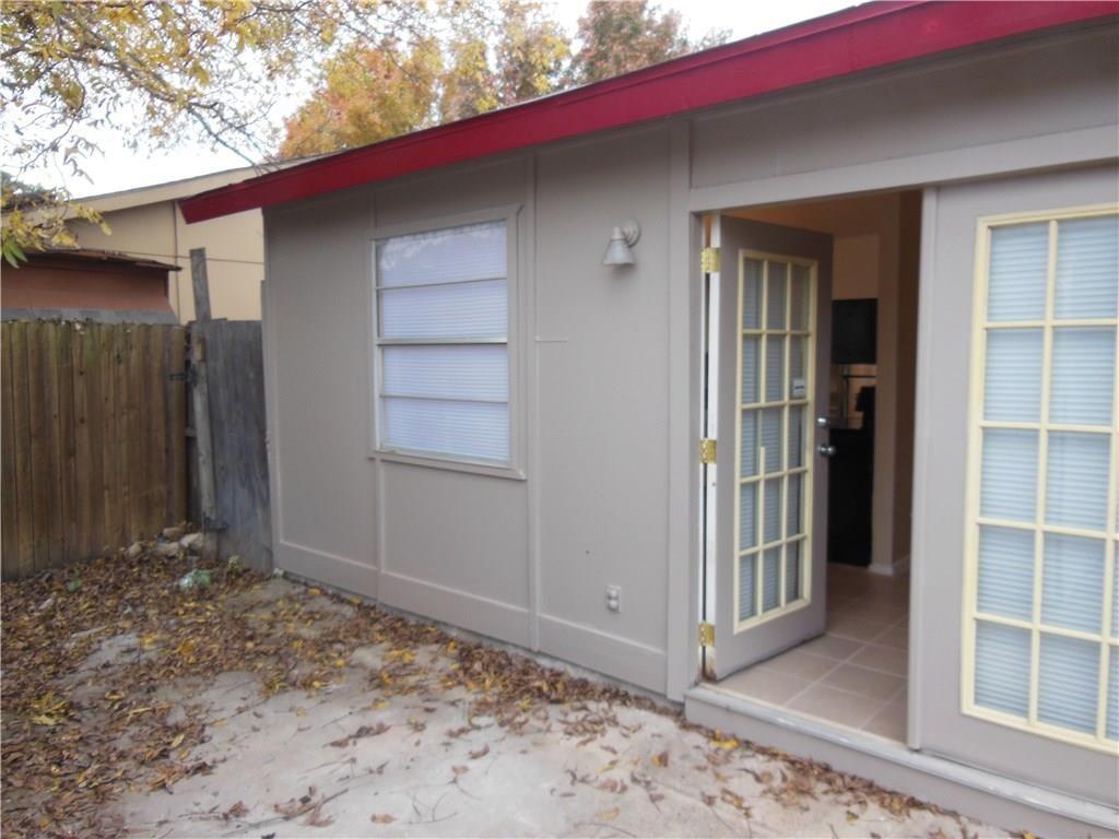 Allen Condo: 902 Wandering Way Drive