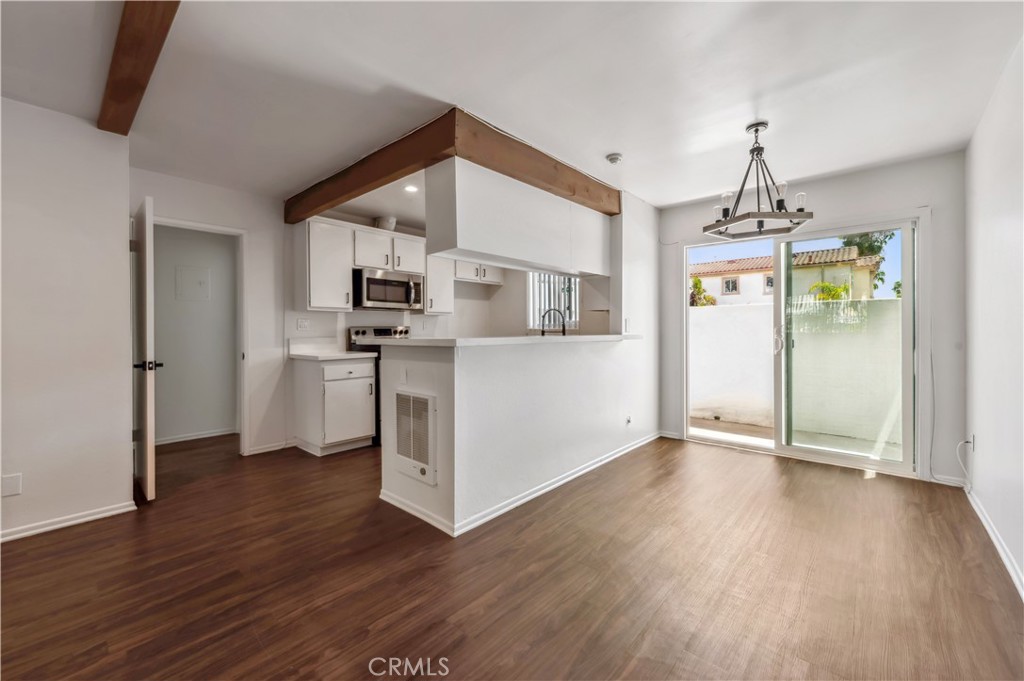 Redondo Beach Condo: 415 South Prospect Avenue