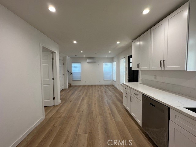 Reseda Condo: 19436 Keswick Street