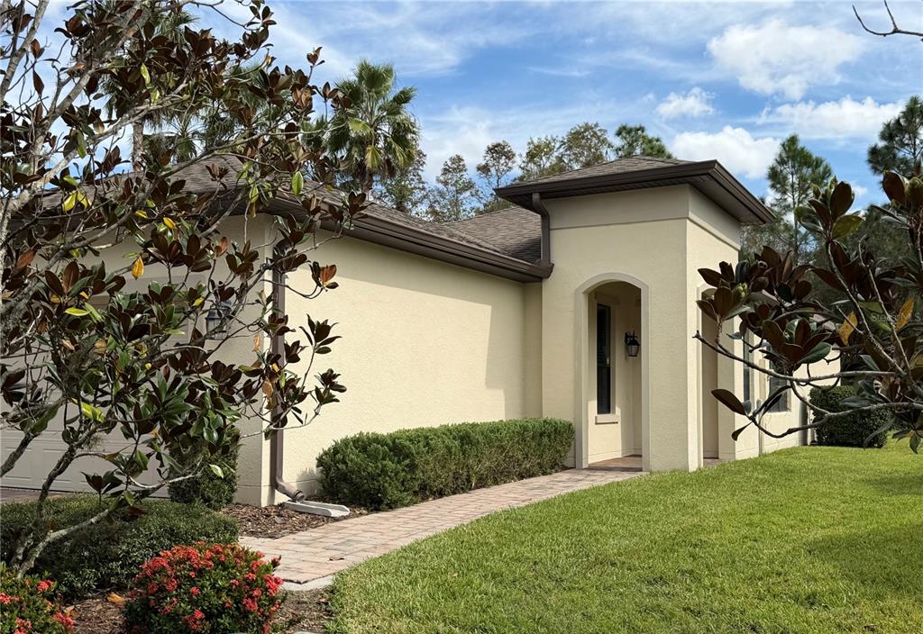 Poinciana Condo: 506 Presido Park Place