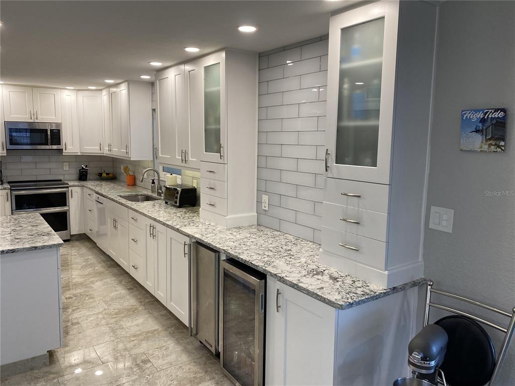 New Smyrna Beach Condo: 1571 South Atlantic Avenue