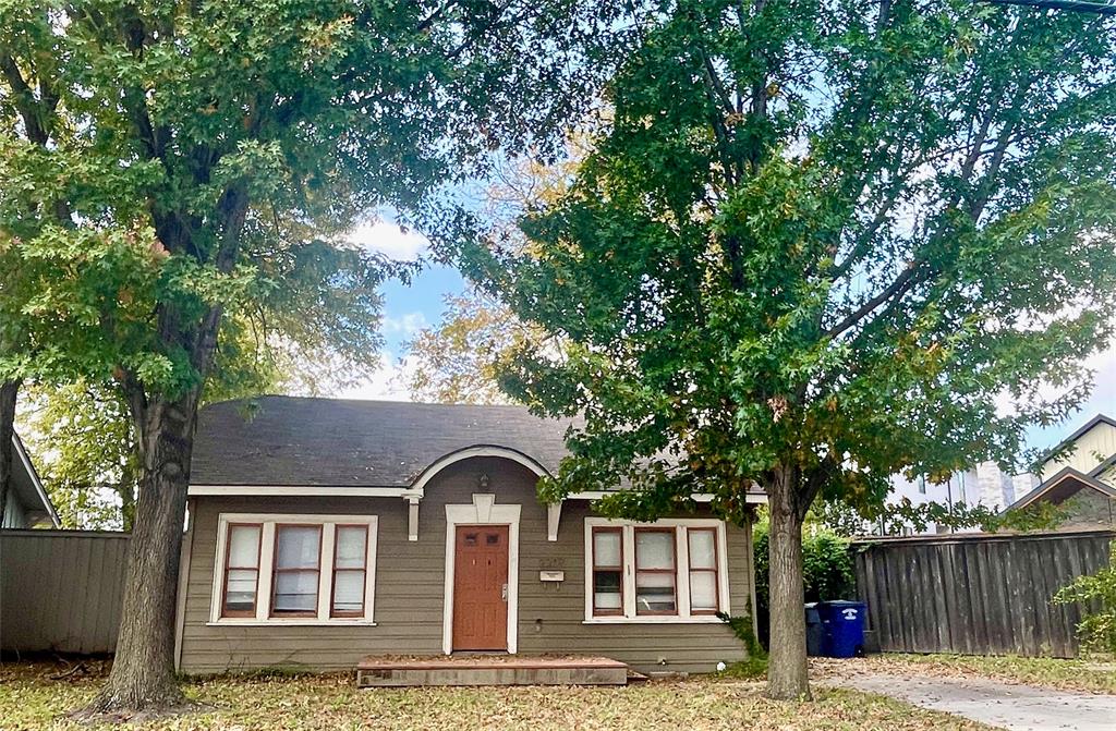 Dallas Condo: 2207 Glencoe Street