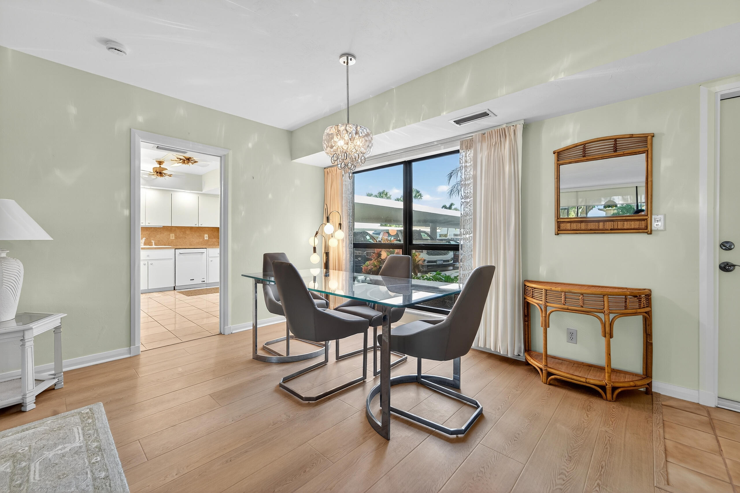 Jupiter Condo: 6 Concourse Drive