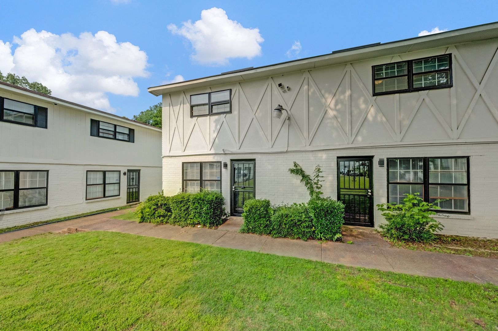 Memphis Condo: 3457 Pruett Court