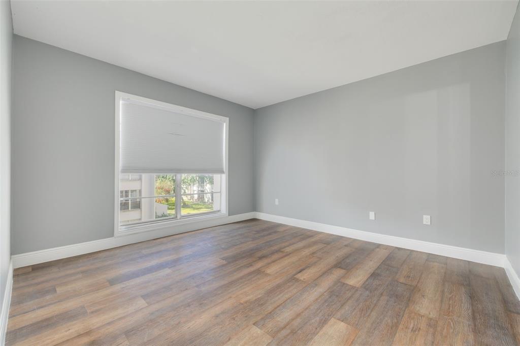 Clearwater Condo: 2625 Highway 590