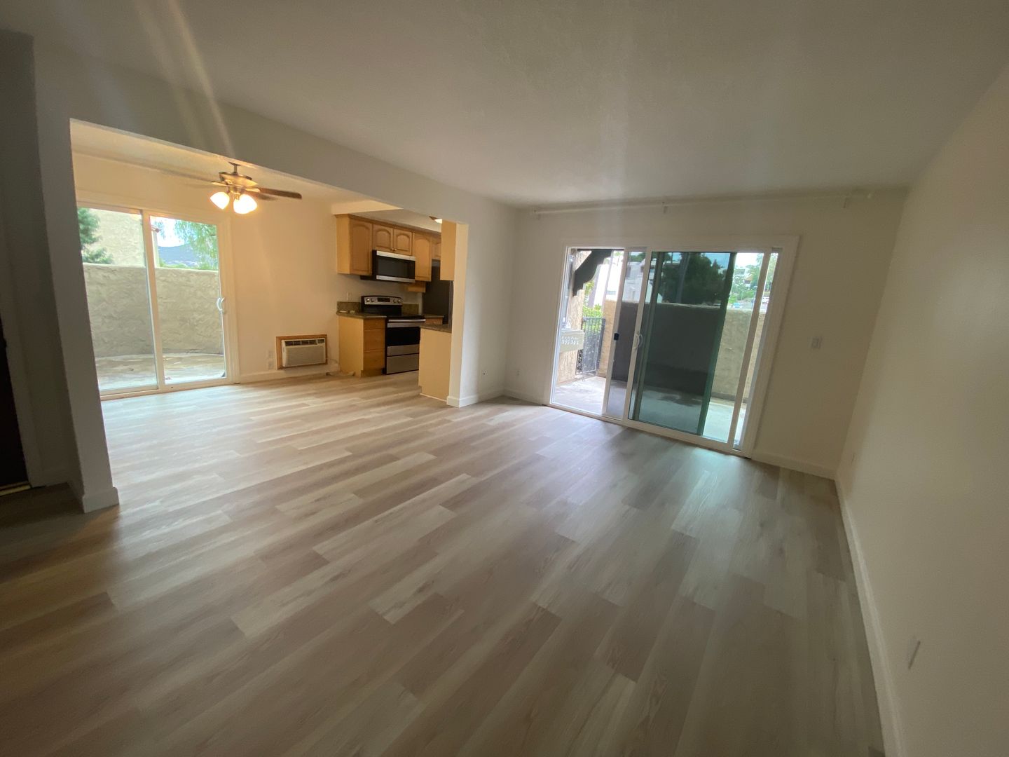 San Diego House: 7380 Park Ridge Blvd, Apt