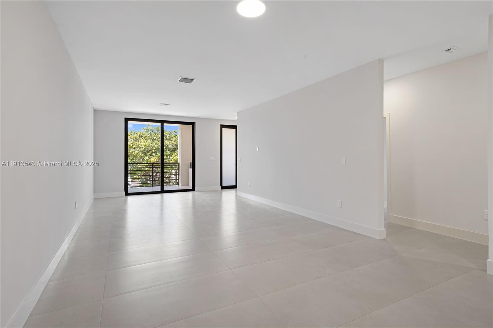 Hialeah Condo: 4313 East 8th Court